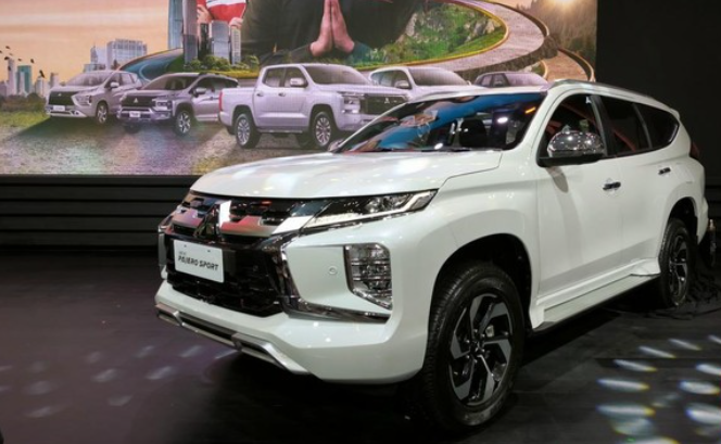 Mitsubishi Pajero Sport dan Triton Terbaru Meluncur Bareng di GIIAS