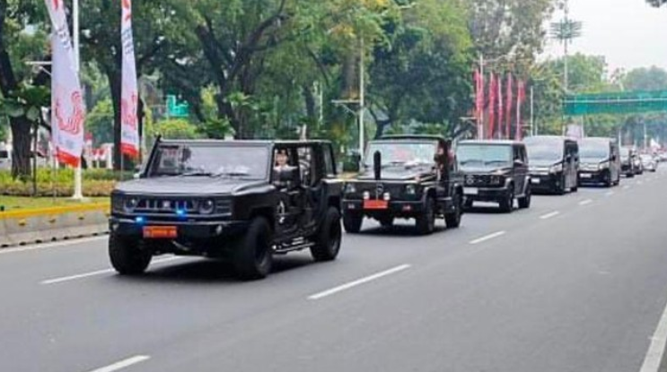 Pindad Maung Dipakai untuk Membawa Bendera Pusaka