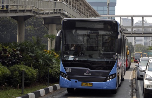 Tidak Bisa Seenaknya Pejabat Negara Masuk Jalur Transjakarta